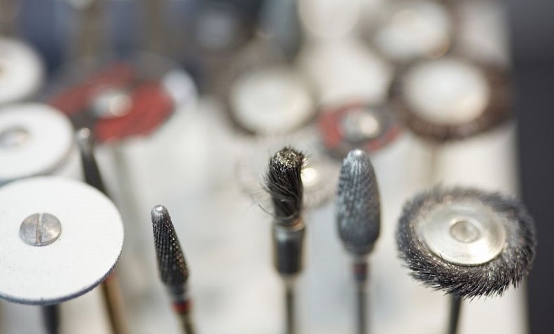 Phục hình cố định kim loại nhưa, composite 5